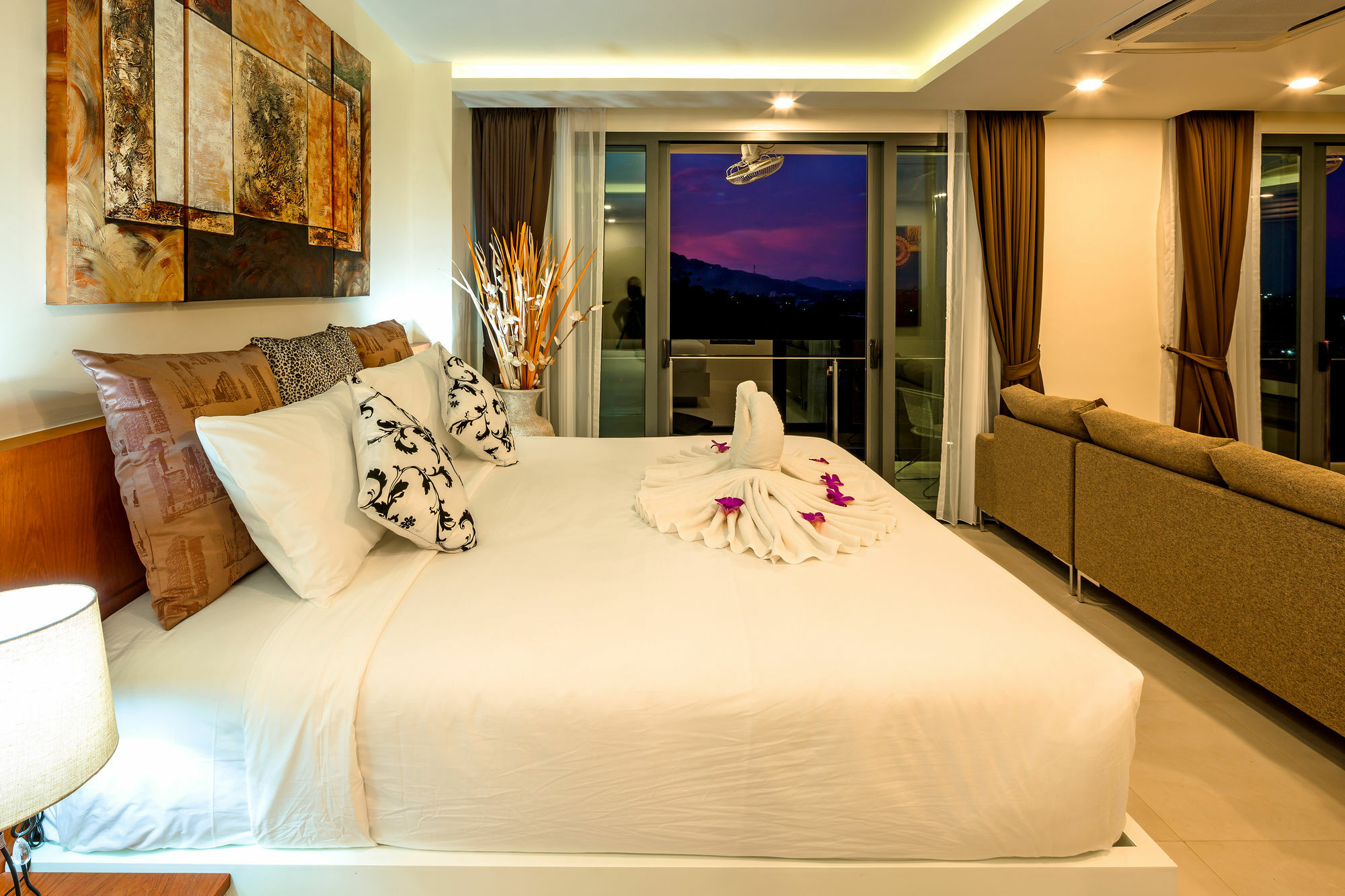 Aparthotel At The Tree Phuket à Rawai Extérieur photo
